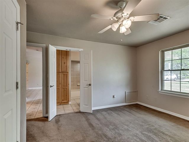 216 W Seward Road, Guthrie, OK 73044