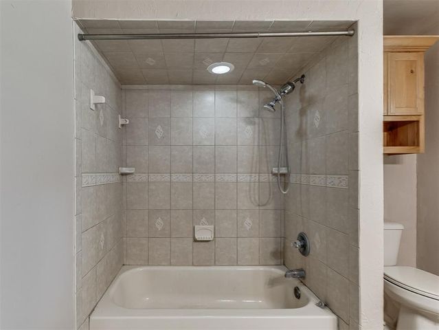 216 W Seward Road, Guthrie, OK 73044