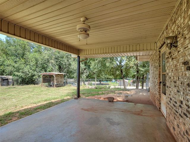 216 W Seward Road, Guthrie, OK 73044