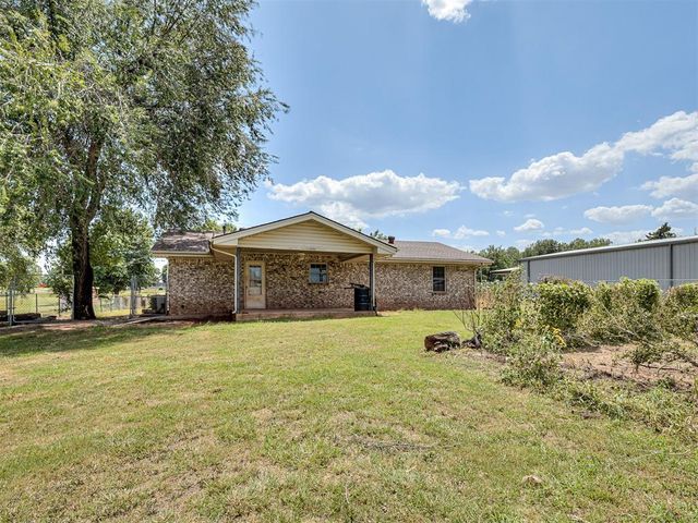 216 W Seward Road, Guthrie, OK 73044