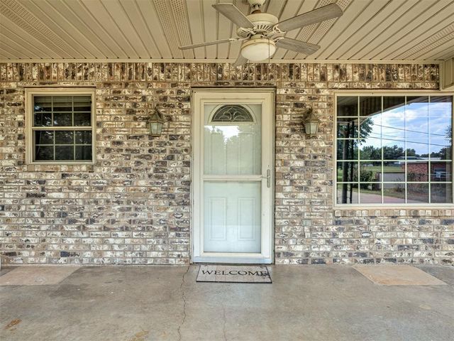 216 W Seward Road, Guthrie, OK 73044