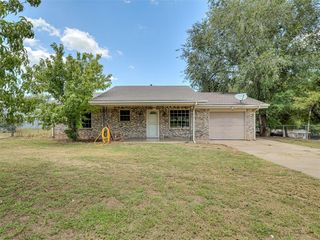 216 W Seward Road, Guthrie, OK 73044
