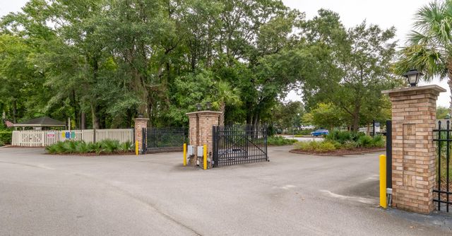 1872 Montclair Drive D, Mount Pleasant, SC 29464