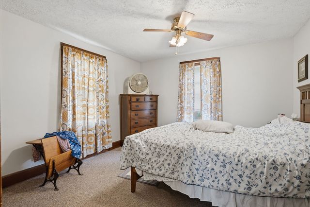 443 16th Avenue, East Moline, IL 61244