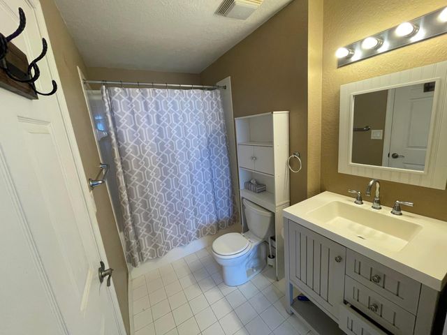 1801 N Flagler Drive 928, West Palm Beach, FL 33407