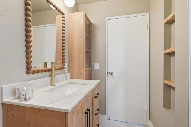 1013 Kingston Lane, Alameda, CA 94502