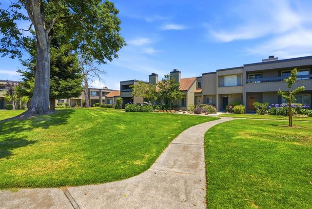 1013 Kingston Lane, Alameda, CA 94502