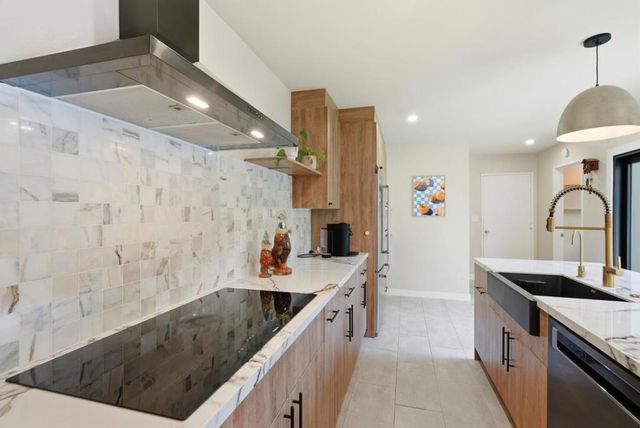 1013 Kingston Lane, Alameda, CA 94502