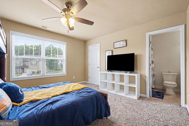 3923 Kingfisher Drive, Atlanta, GA 30349