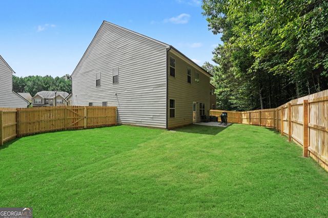 3923 Kingfisher Drive, Atlanta, GA 30349