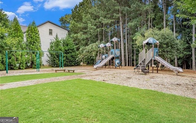 3923 Kingfisher Drive, Atlanta, GA 30349