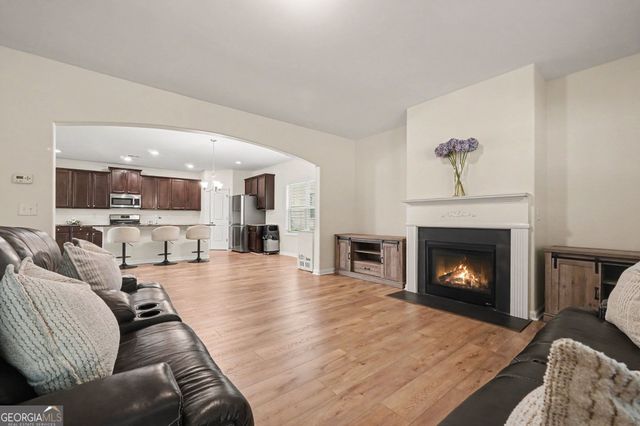 3923 Kingfisher Drive, Atlanta, GA 30349