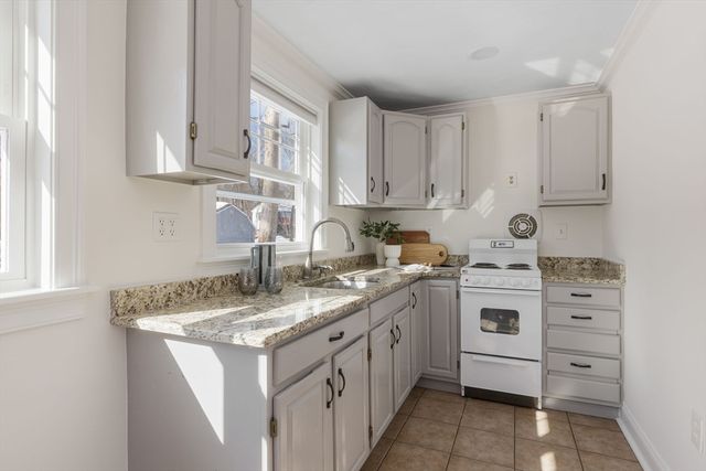 20 Vine St, Ashland, MA 01721