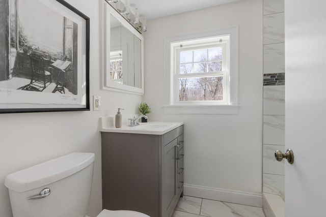 20 Vine St, Ashland, MA 01721