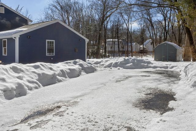 20 Vine St, Ashland, MA 01721