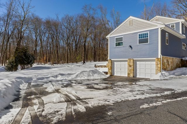 20 Vine St, Ashland, MA 01721