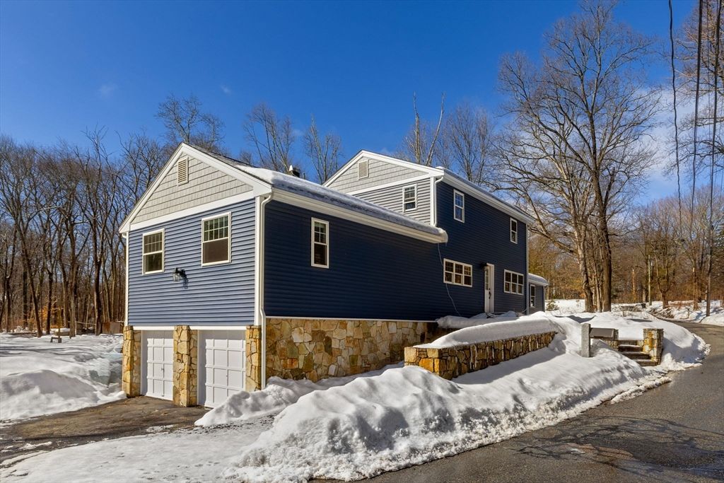 20 Vine St, Ashland, MA 01721