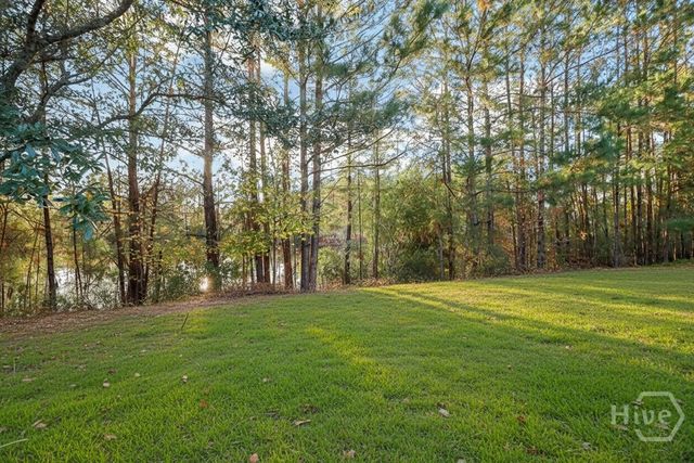 155 W Tahoe Drive, Savannah, GA 31405