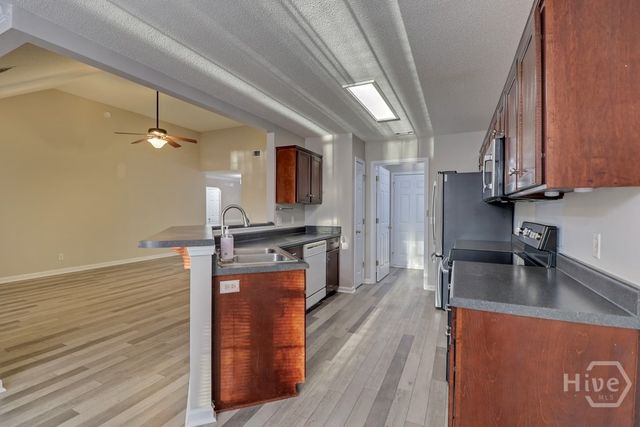 155 W Tahoe Drive, Savannah, GA 31405