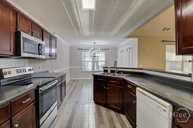 155 W Tahoe Drive, Savannah, GA 31405