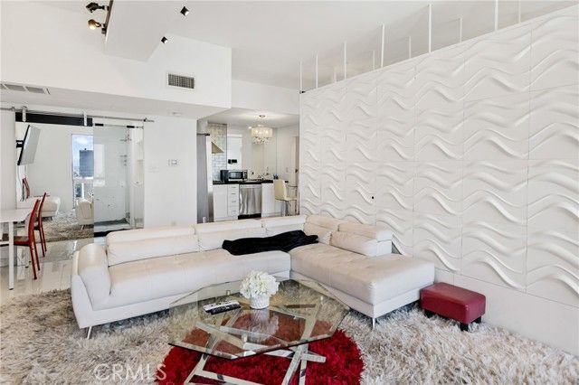 800 W 1st Street 2206, Los Angeles, CA 90012