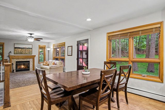 6069 Stout Creek Avenue Ne, Cannon Twp, MI 49306