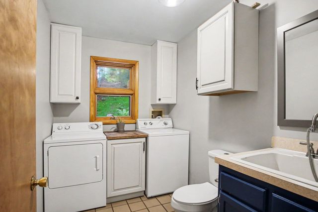 6069 Stout Creek Avenue Ne, Cannon Twp, MI 49306