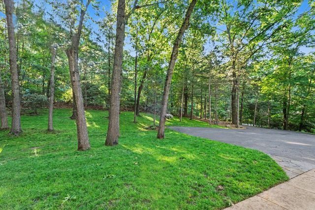 6069 Stout Creek Avenue Ne, Cannon Twp, MI 49306