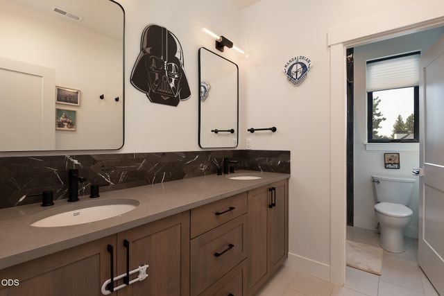 2963 NW Polarstar Avenue, Bend, OR 97703
