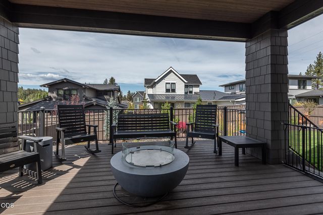 2963 NW Polarstar Avenue, Bend, OR 97703