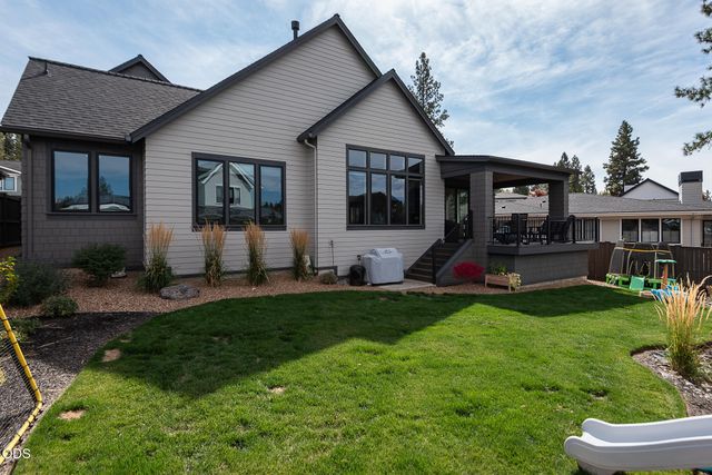 2963 NW Polarstar Avenue, Bend, OR 97703