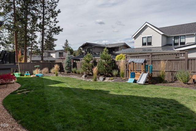 2963 NW Polarstar Avenue, Bend, OR 97703
