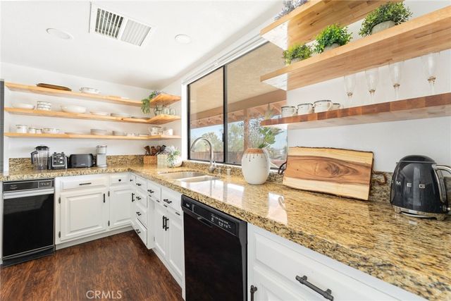 7379 Chippewa Trail, Yucca Valley, CA 92284