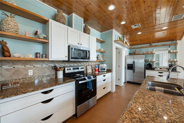 2525 S 11th St 23, Port Aransas, TX 78373