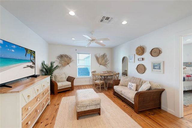 2525 S 11th St 23, Port Aransas, TX 78373