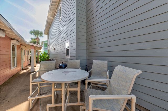 2525 S 11th St 23, Port Aransas, TX 78373