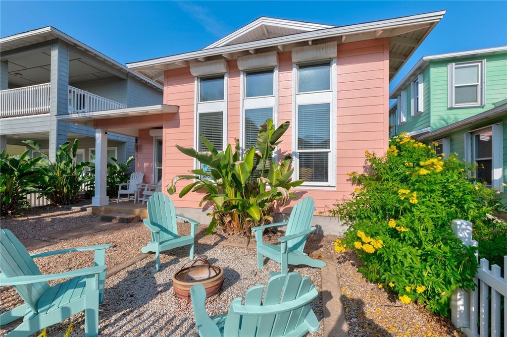 2525 S 11th St 23, Port Aransas, TX 78373