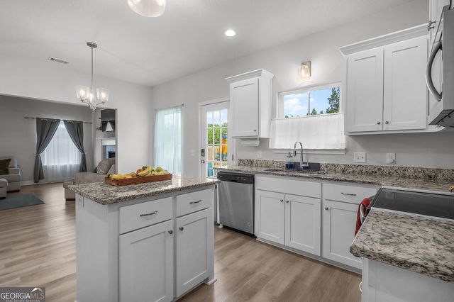 940 Meloney Drive, Hinesville, GA 31313