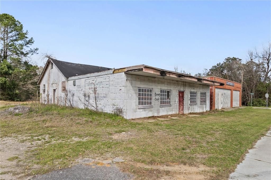 808 Wilson Avenue S, Mobile, AL 36610 — exterior