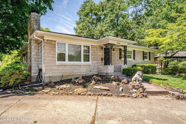 4016 White Plains Ct, Louisville, KY 40218