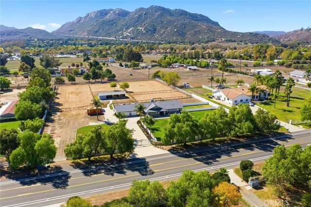 30195 Ynez Road, Temecula, CA 92592