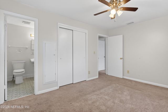 7248 STONEHURST Road N, Jacksonville, FL 32277