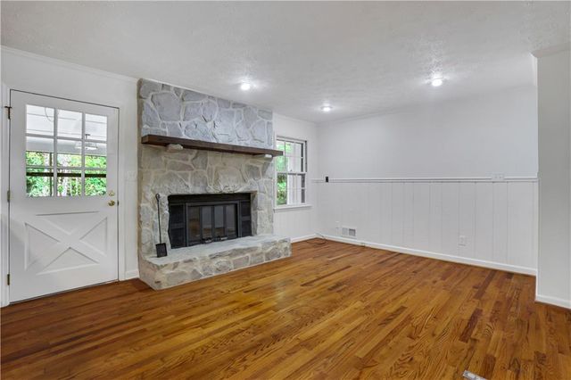 4684 Ben Hill Drive, Oakwood, GA 30566