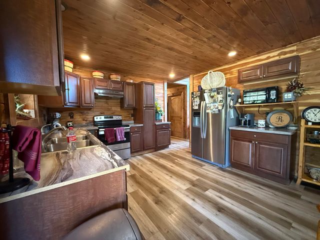 491 S Missouri 95, Mountain Grove, MO 65711