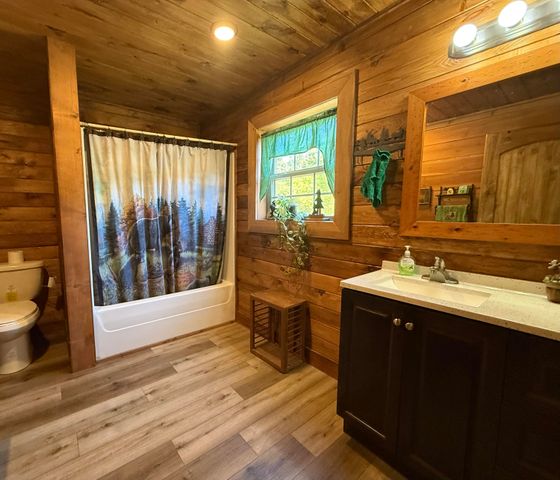 491 S Missouri 95, Mountain Grove, MO 65711