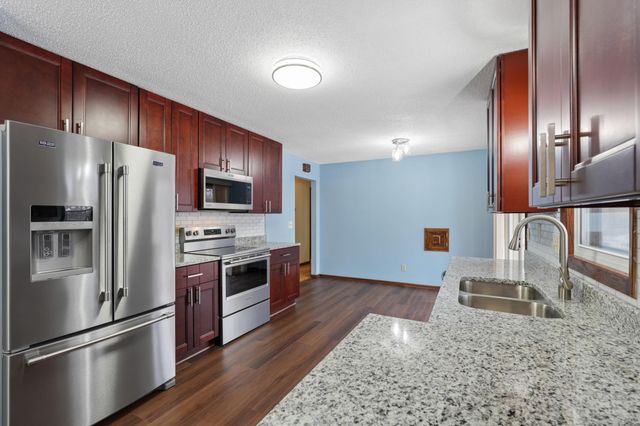 1051 Tiller Lane, Shoreview, MN 55126