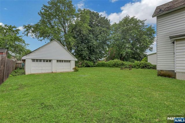 36 Furnace Avenue, Wanaque, NJ 07465