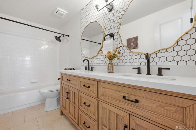 2750 Helmsdale Drive, Colorado Springs, CO 80920
