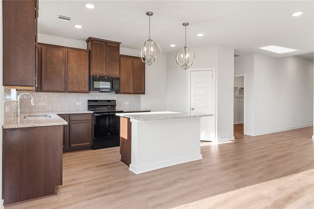 2409 Rooke Road, Bryan, TX 77807