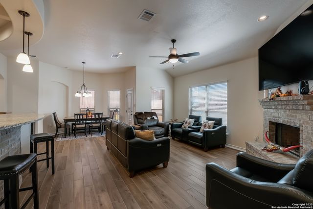 11406 BRICEWAY NITE, Helotes, TX 78023